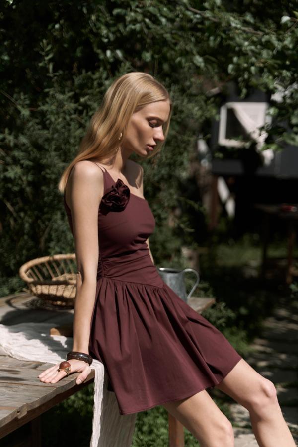 Lissa Tek Omuz Gül Detay Bordo Mini Elbise - Image 1