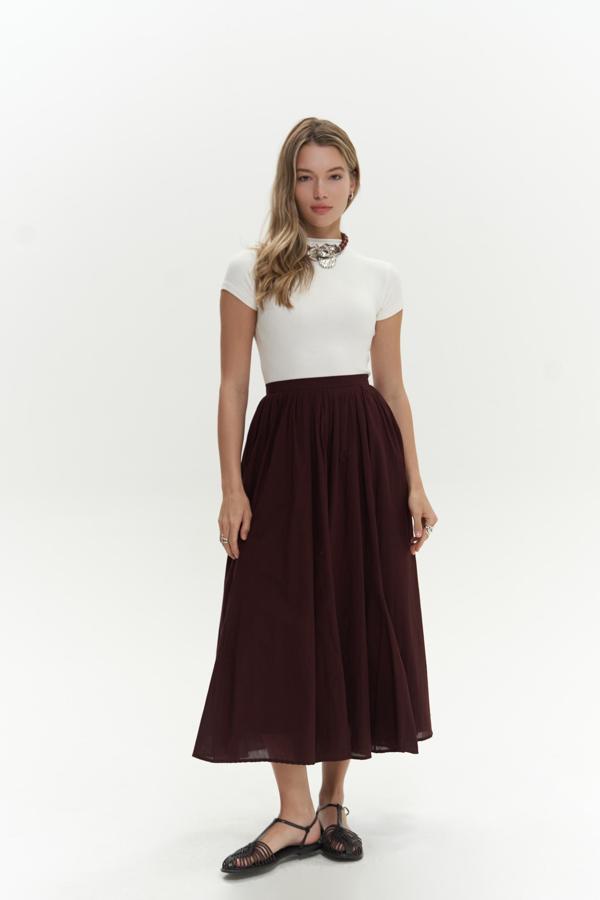 Amaya Bilek Hizasında Pileli Bordo Etek - Image 1