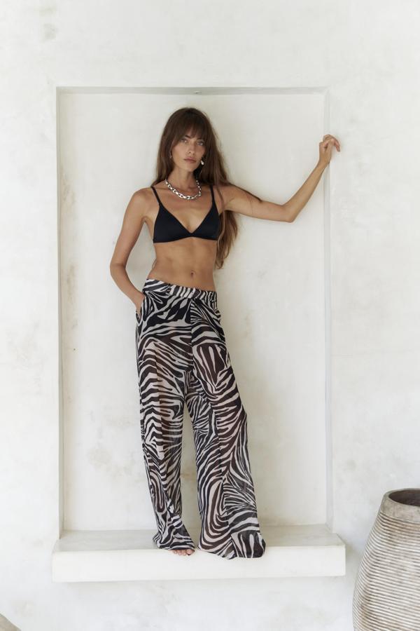 Budiono Transparan Patlı Siyah Pantolon - Image 1