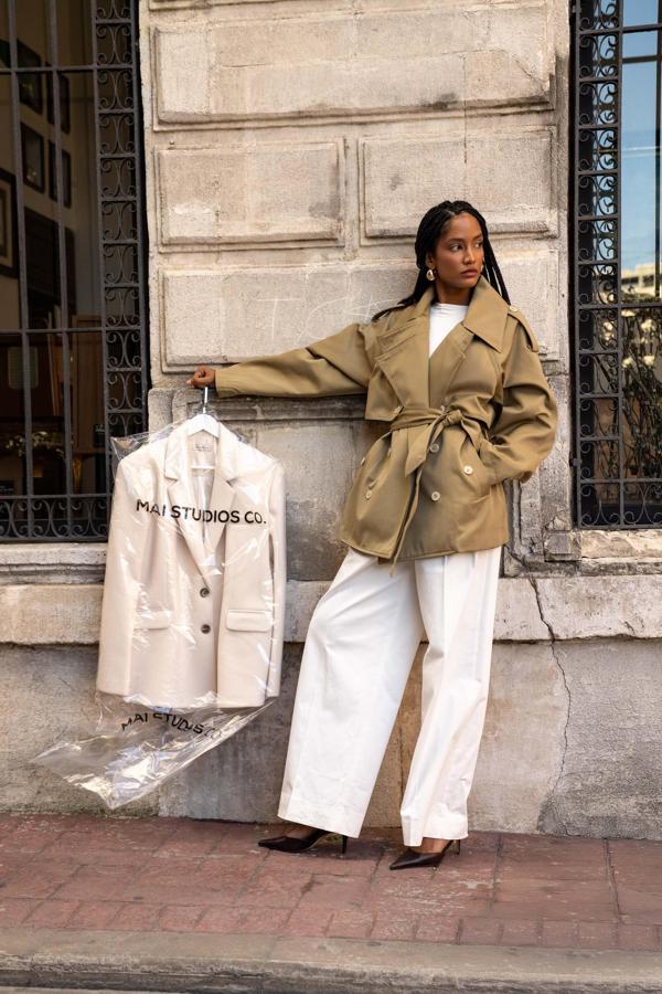 Tyra Haki Kemerli Kısa Trençkot - Image 1