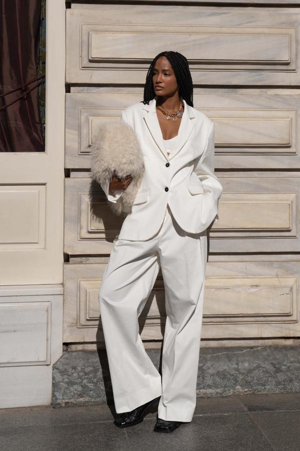 Amara Kemer Detay Ekru Palazzo Pantolon - Image 1