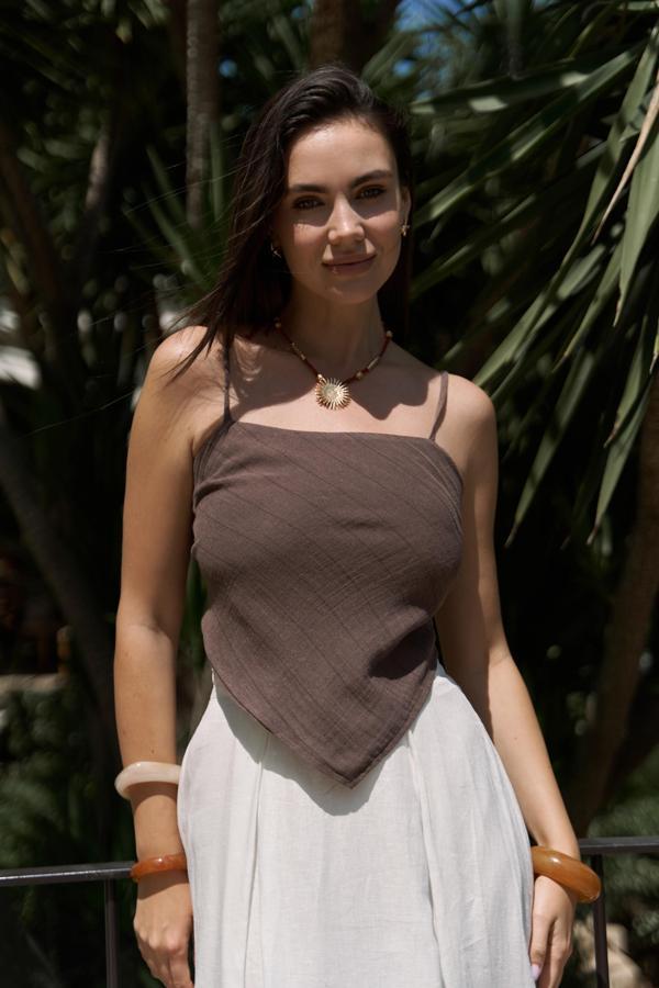 Kita Üçgen Detay Çizgili Kahve Keten Crop - Image 1