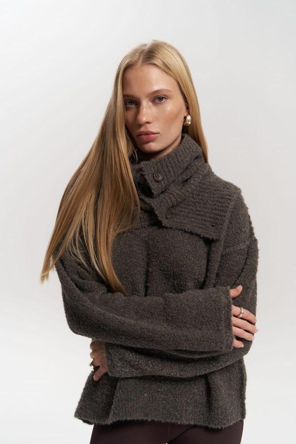 Peoria Boyunluk Detay V Yaka Kahve Triko Kazak - Image 1