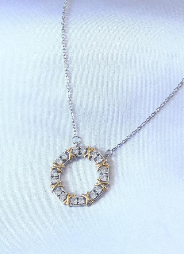 Clariss 316L Çelik Gümüş Renk Zirkon Taşlı Gold Detay Xoxo Kadın Kolye - Image 1