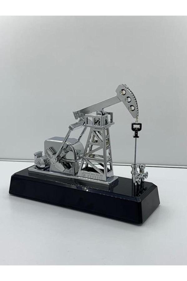 Aft Masa Üstü Plaket Petrol Pompası Hareketli Siyah Abs 26X22X9Cm 2 Adet Kalem Pille Çalışır Maket - Image 1