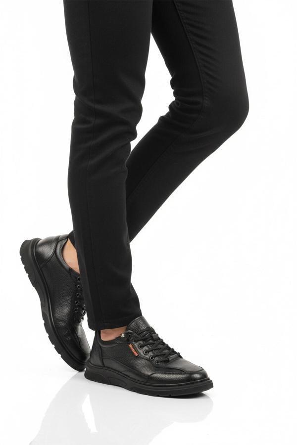 Siyah Ortopedik Hakiki Deri Masaj Etkili Erkek Casual Ayakkabı 260043 M - Image 1