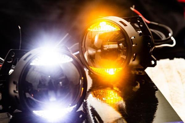 Bi-xenon gündüz ledli-sinyalli  beyaz-beyaz / LAAM960 - Image 1