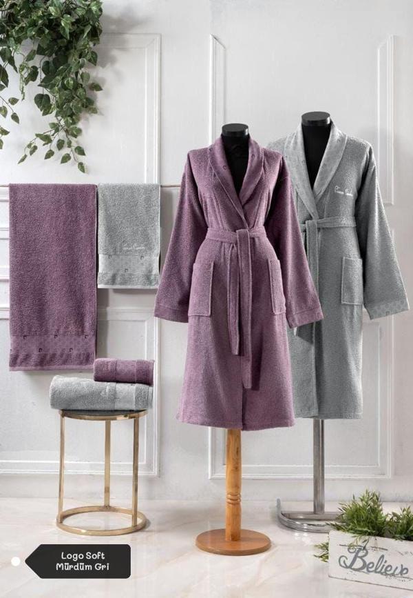 Pierre Cardin 6 Parça Jakarlı Aile Bornoz Seti-Logo Soft Mürdüm Gri - Image 1