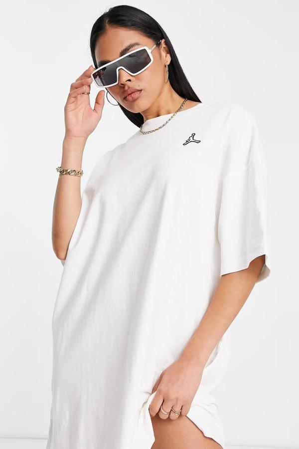 Nike Jordan Essentials Oversize T-Shirt Dress Kadın Oversize Tişört Elbise Beyaz - Image 1
