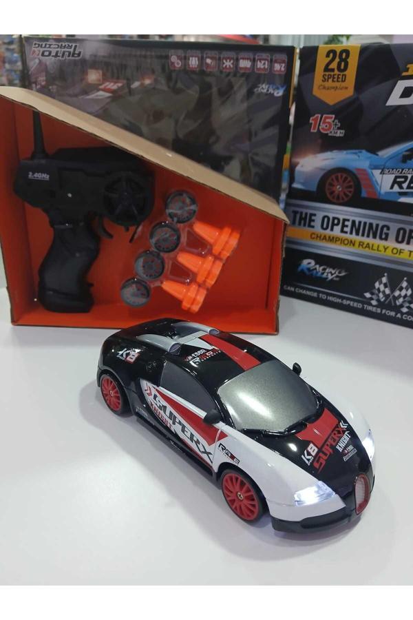 Boratila Toys 18Cm 2.4Ghz Özel Uzaktan Kumandalı Dubalı Yedek Tekerlekli Drift Atan Şarjlı 15Km Hızlı Araba - Image 1