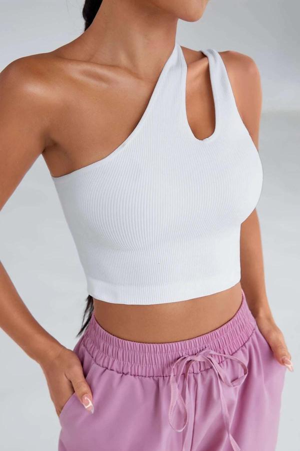 Kadın Beyaz Tek Omuz Cut Out Detaylı Crop Top Bluz - Image 1