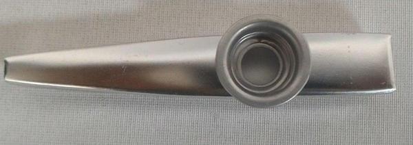 Cremonia Km-2 Metal Kazoo - Image 1