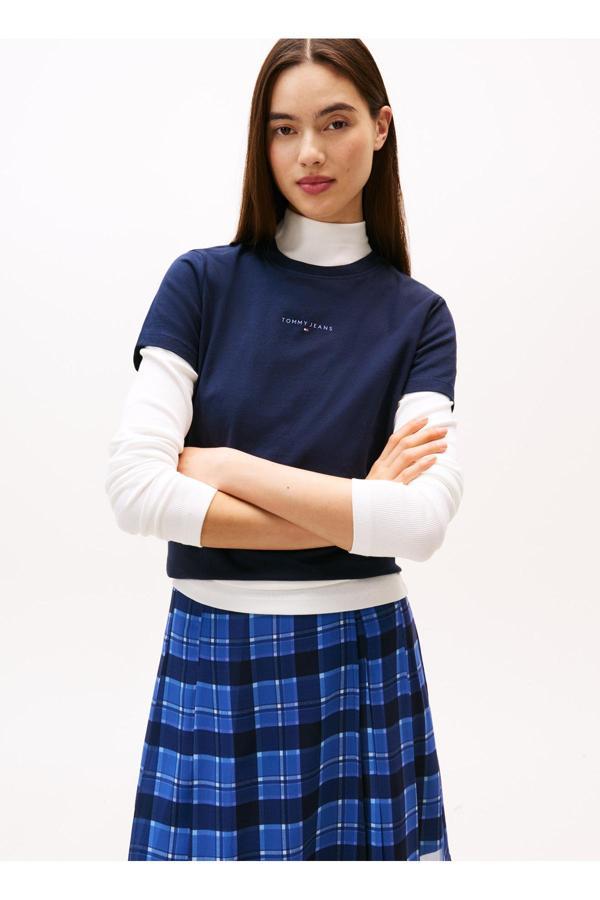 Tommy Jeans Yuvarlak Yaka Baskılı Lacivert Kadın T-Shirt Dw0Dw21964C1G - Image 1