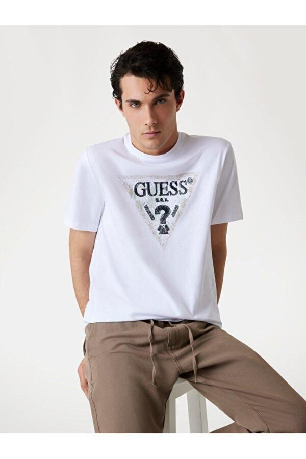 Guess Triangle Erkek Regular Fit T-Shirt - Image 1