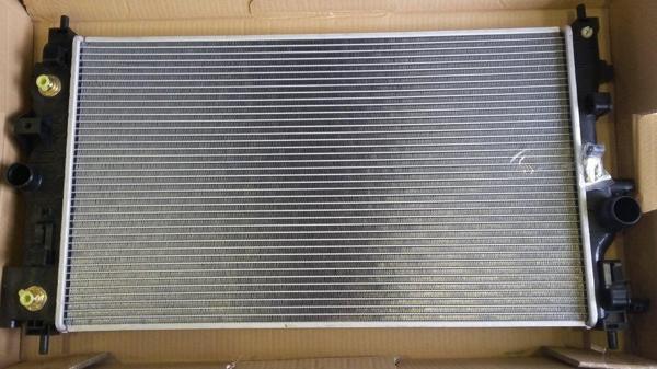 Chevrolet Cruze Manuel Kalın Tip Su Radyatörü 26mm - Image 1