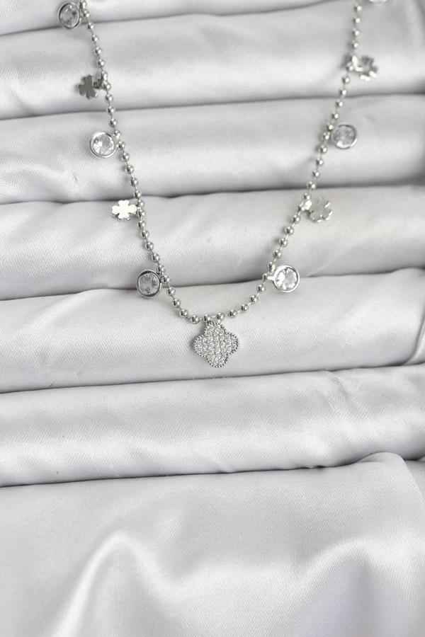 Pirinç Gümüş Renk Yonca Model Kadın Kolye - Image 1