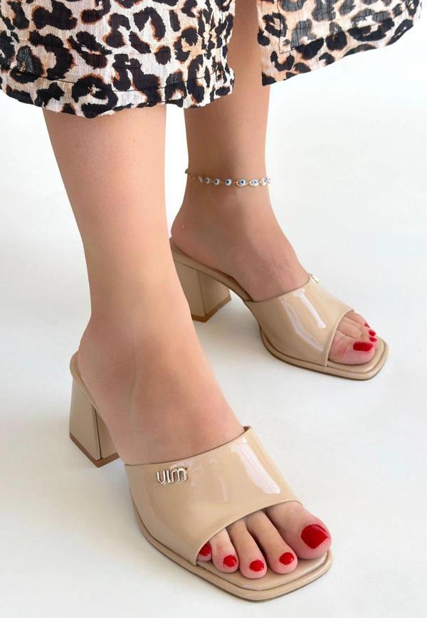 Miyon Bej Rugan Topuklu Terlik - Image 1