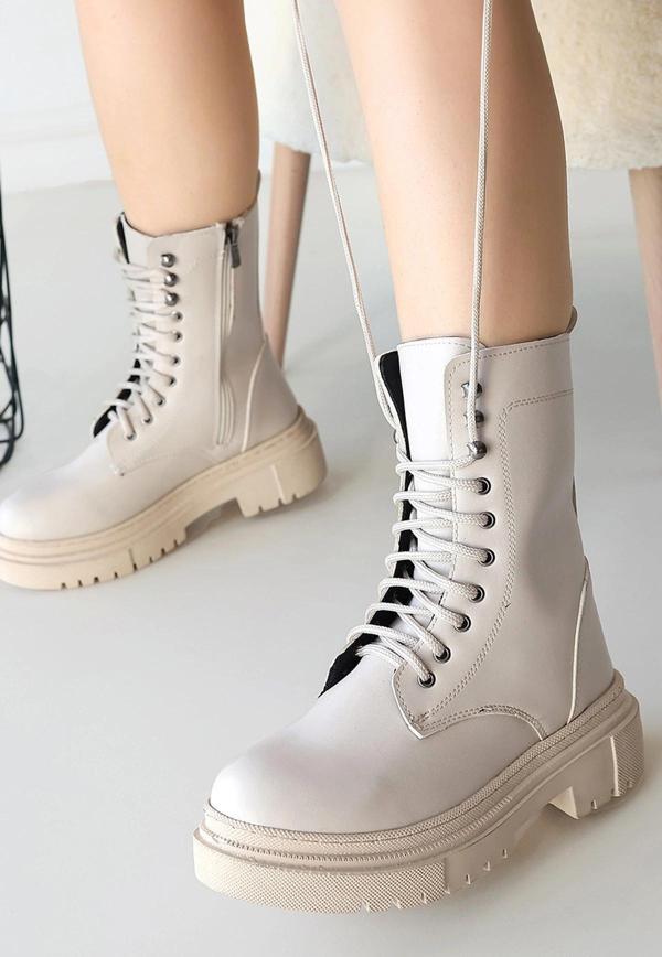 Caxa Bej Cilt Bağcıklı Bot - Image 1