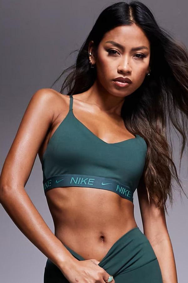Nike Indy Light-Support Padded Adjustable Sports Bra Kadın Spor Bra Yeşil - Image 1