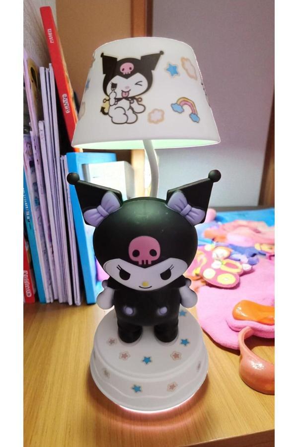Famemus Accessory Kuromi Masa Üzeri Gece Lambası Boyut 25 Cm - Image 1
