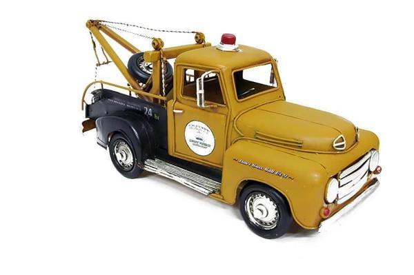 Metal Araba Çekici Biblo Dekoratif Hediyelik - Image 1