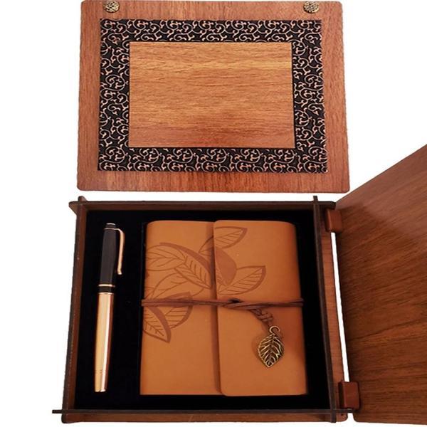 Ahşap Kutulu Taba Renk Deri Defter ve Kalem Set - Image 1