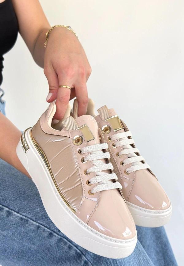 Hley Bej Rugan Paraşüt Detaylı Bağcıklı Spor Ayakkabı - Image 1