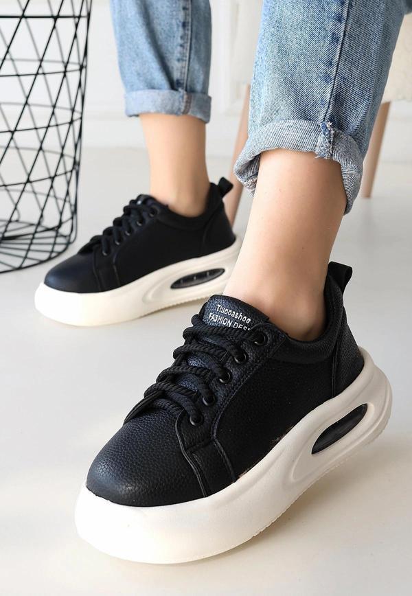 Chris Siyah Cilt Bağcıklı Spor Ayakkabı - Image 1