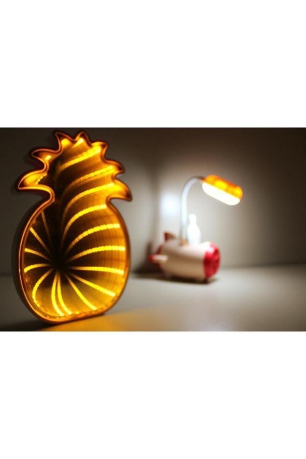 Işık Kasabası Aynalı Led Yansımalı Ananas İle Tepe Lambalı Kalem Traşlı Kırmızı Uçak Masa Lambası Gece Lambası - Image 1