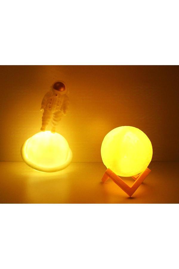 Işık Kasabası Satürn Üzerinde Astronot Ve 3D Küre Led Gece Lambası Ayda Yürüyen Astronot - Image 1