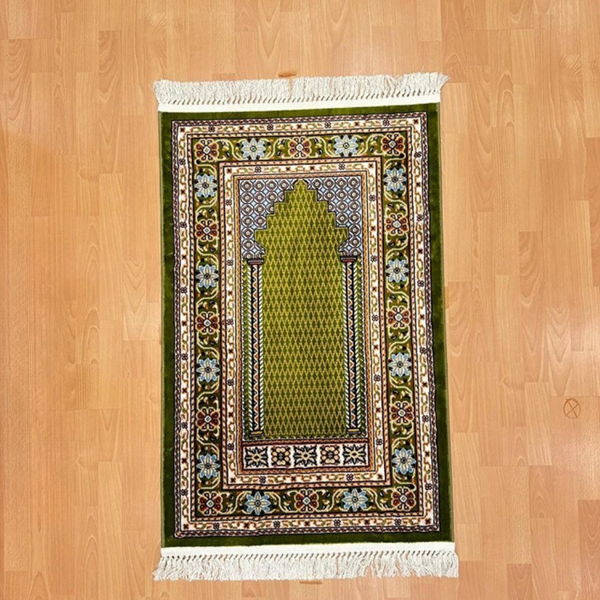 Lalezar Motifli Yünlü Seccade Yeşil - Image 1