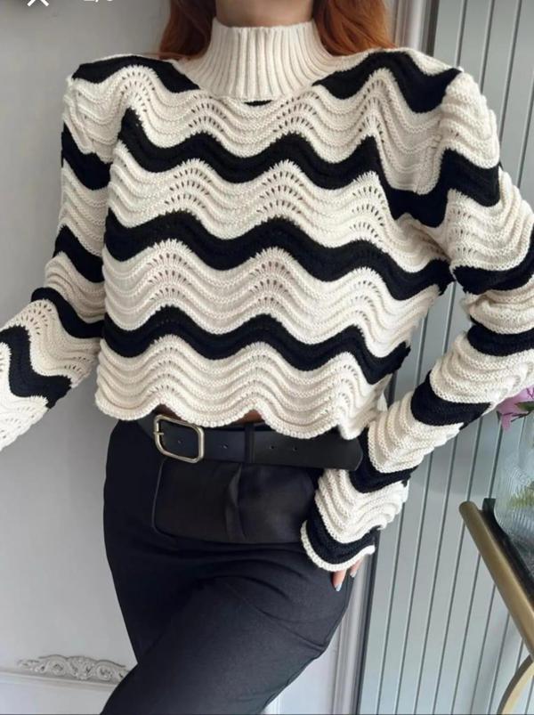 Kadın dalga desen dik yaka brode ürmeli triko kazak - Image 1