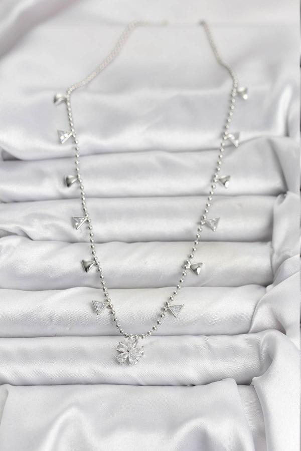 Zarif Boyunlar için Silver Pirinç Zirkonlu Çiçek Kadın Kolye - Image 1