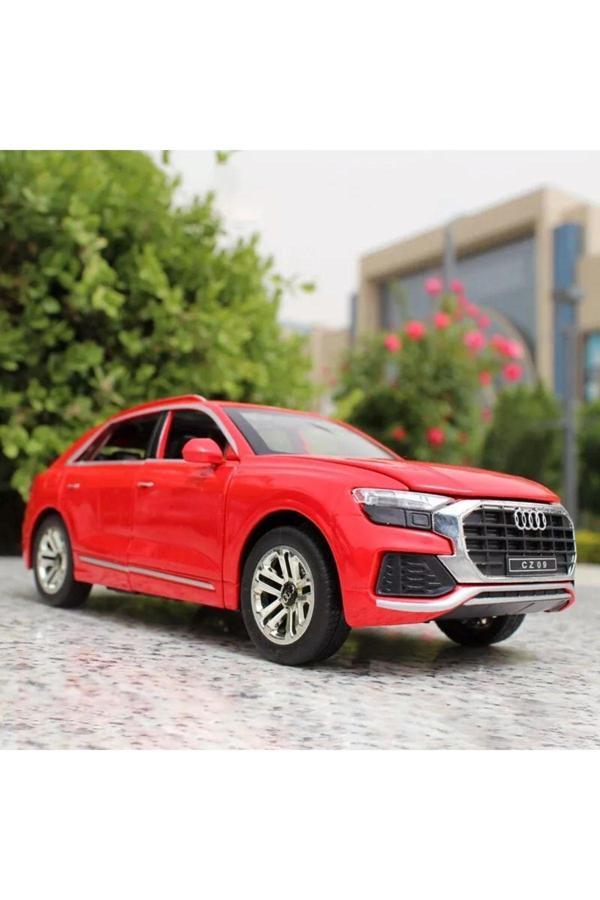 Scn Toys Audi Q8 Suv Tarzı Araba 1:24 Diecast Metal Model Araba Koleksiyon Araba Sesli Işıklı Audi Jip Araba - Image 1