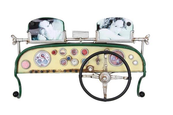 Dekoratif Metal Askı Çerçeveli ve Araba Konsolu Temalı Hediyelik - Image 1