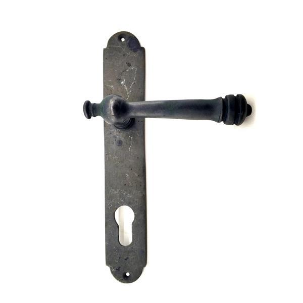 Antika Tarz Dekoratif Pirinç Taşra Oda Kapı Kolu - 220x35 Mm, Oksit - Image 1