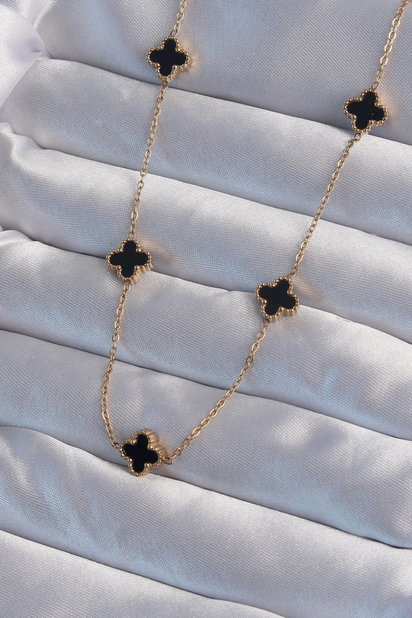 316L Çelik Gold Renk Minimal Siyah Mineli Yonca Kolye - Image 1