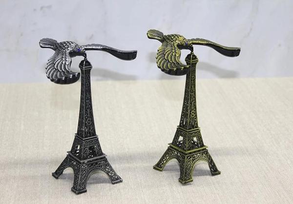MDB Kartallı Metal Eyfel Kulesi Model 1 - Image 1