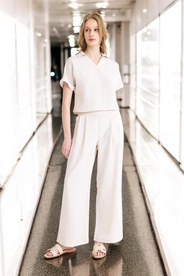 Yazlık V Yaka Şık Keten Takım - Image 1