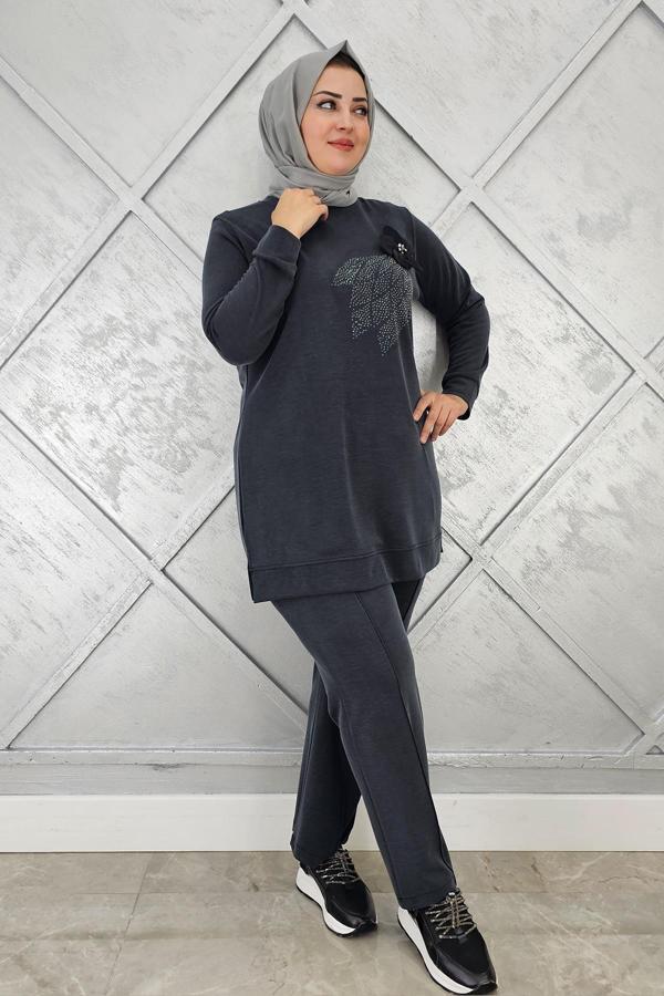 KADIN DİKME VE TAŞ DETAYLI TESETTÜR TAKIM - Image 1