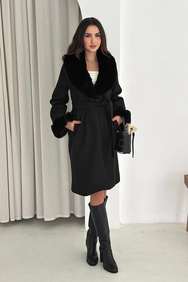 Kürk Detaylı Kaşe Kaban Siyah - Image 1