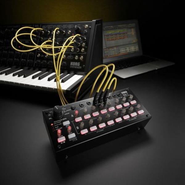 Korg SQ-1 - Image 1