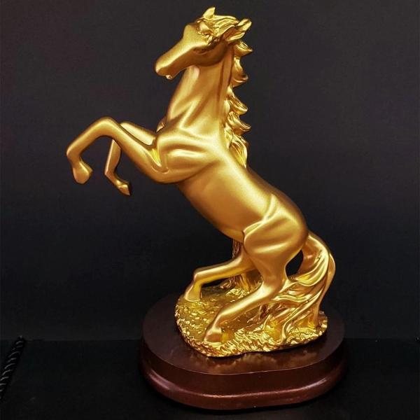 Şaha Kalkan Gold Renk At Biblosu - Image 1