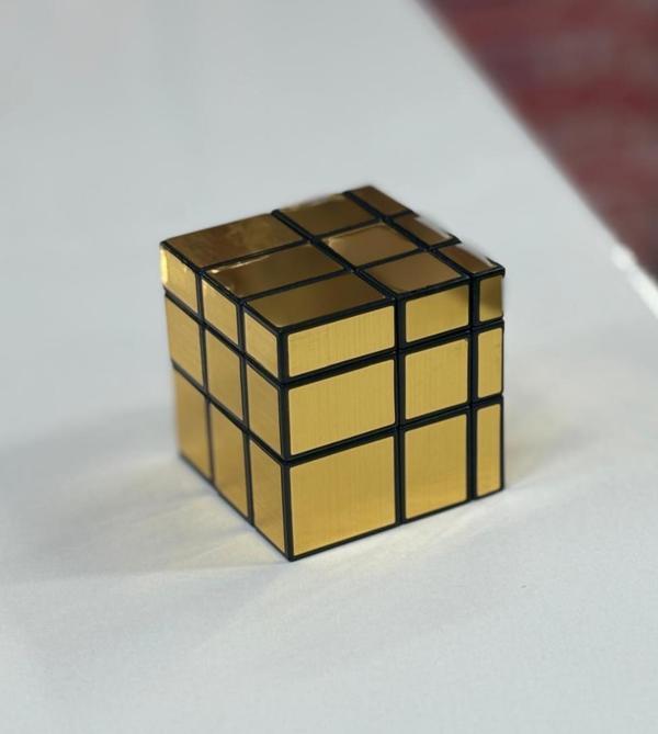 3x3x3 Mirror Sihirli Zeka Küpü Geometrik Asimetrik Sarı - Image 1