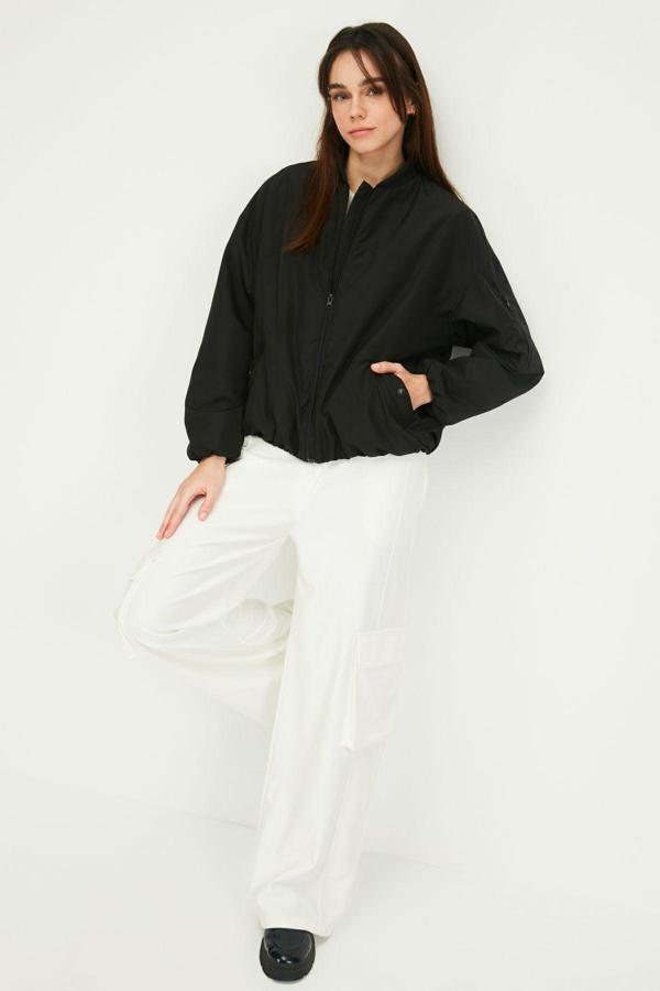 Kadın Içi Astarlı Rüzgar Geçirmez Kolej Yaka Haki Mont | XL - Image 1