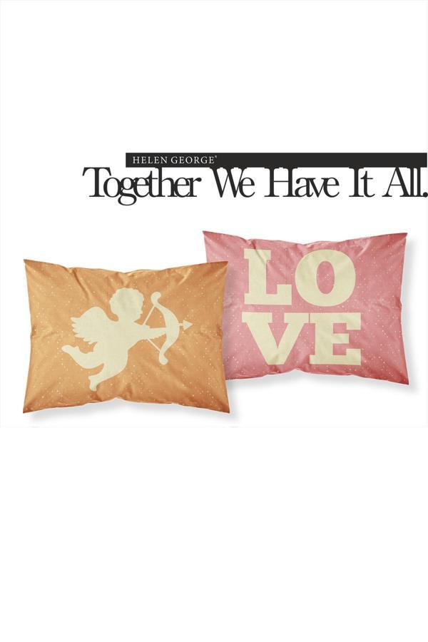 Helen George Besties Yastık Kılıfları - Image 1