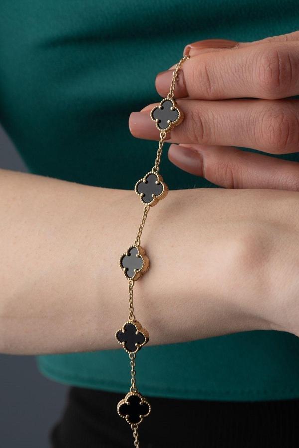 Acestes Design Yonca Şans Model 5 Siyah Onix Renk Doğal Taşlı 925 Ayar Altın Kaplama Gümüş Bileklik - Image 1