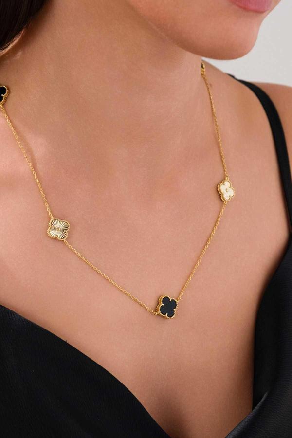 Acestes Design Yonca Şans Model 5 Yoncalı Siyah Renk Taşlı Ve Lazer Kalemli Gold Kolyeler - Image 1