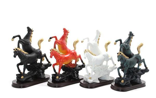 Polyester 2'li Şahlanmış At Figürü - Image 1