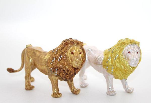 Swarovski Taşlı Tekli Aslan - Image 1